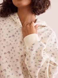 Pick Up Floral Hoodie Detail 3 - TULLABEE