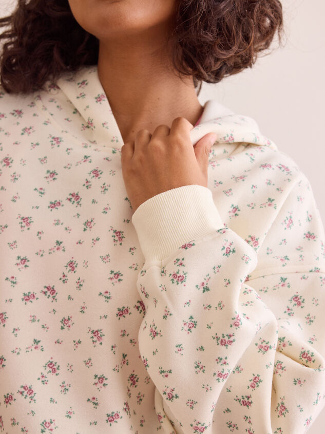 Pick Up Floral Hoodie Detail 3 - TULLABEE