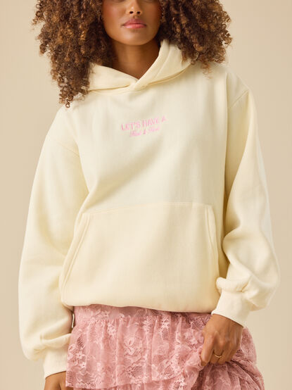 Heart to Heart Hoodie - TULLABEE