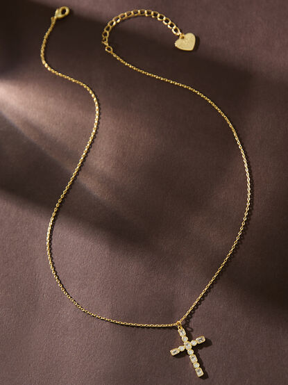 18K Gold Radiant Cross Necklace - TULLABEE
