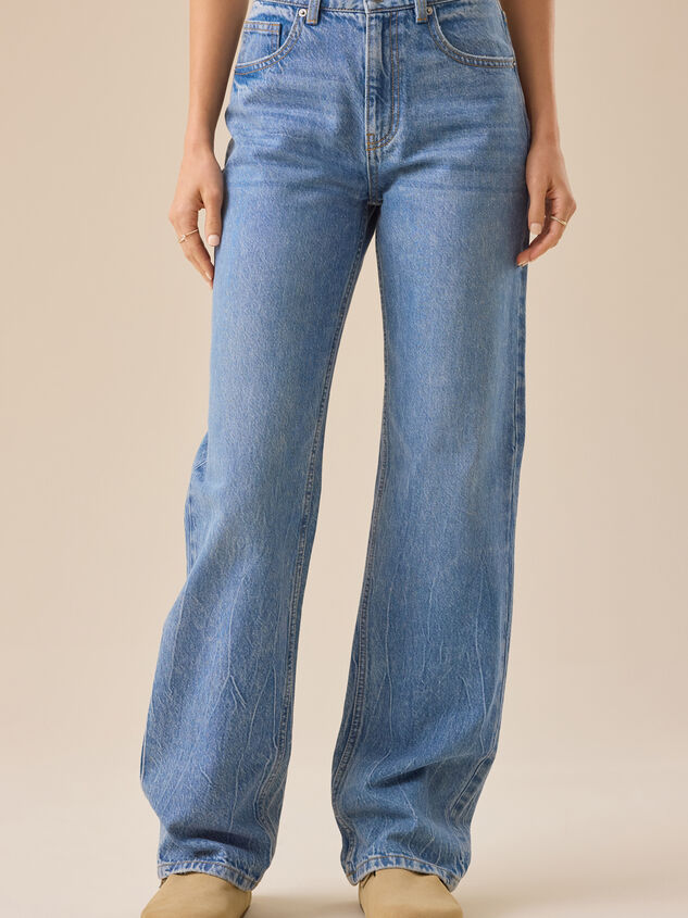 Sophia Relaxed Baggy Jean Detail 3 - TULLABEE