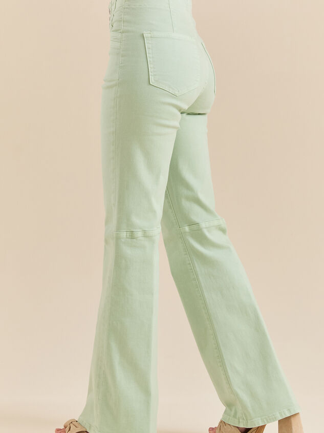 Lexi Flare Jeans Detail 4 - TULLABEE