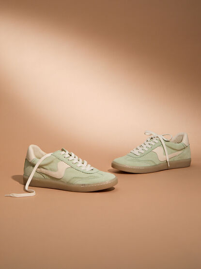 Notice Sneakers By Dolce Vita - TULLABEE