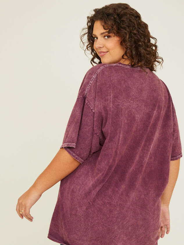 Smiley Face Oversized Tee Detail 5 - TULLABEE