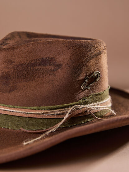 Cami Cowgirl Vintage Hat - TULLABEE