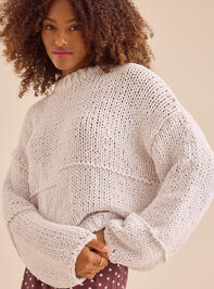 Stella Oversize Sweater Detail 4 - TULLABEE
