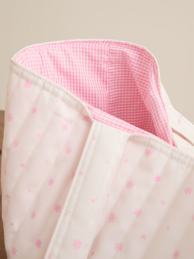 Frosted Flurries Large Tote Detail 4 - TULLABEE