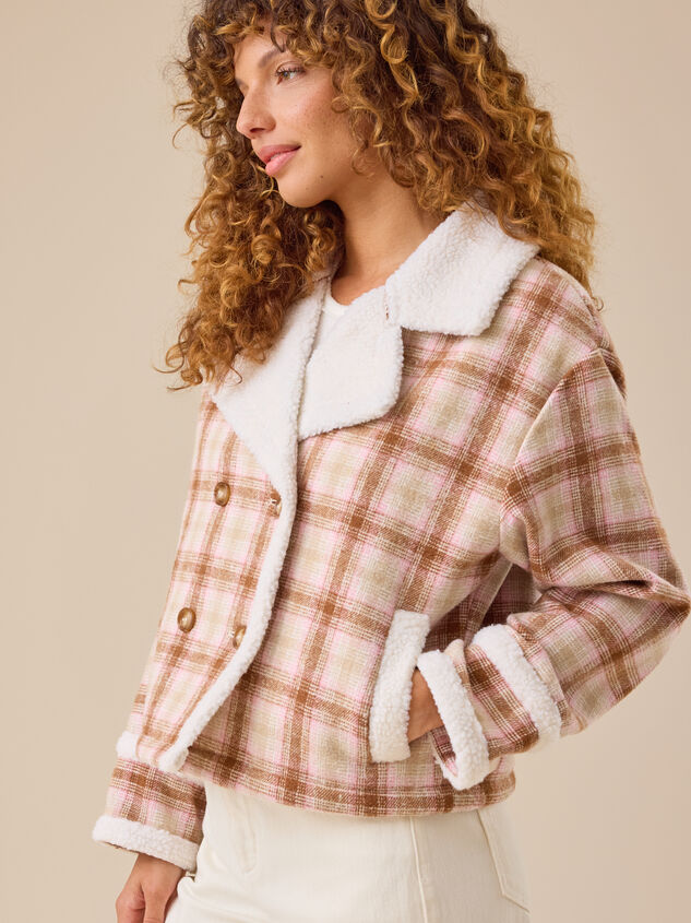 Dorothy Sherpa Collared Jacket Detail 4 - TULLABEE