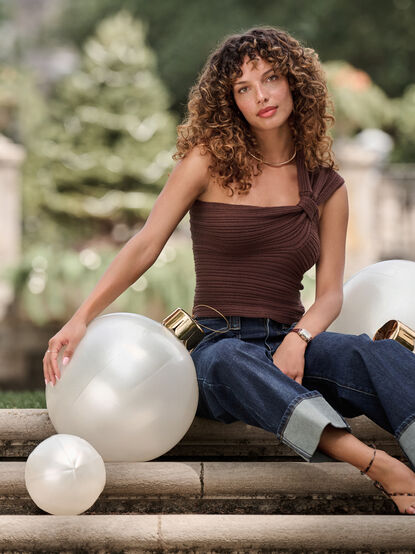 Maeve One Shoulder Bow Tank - TULLABEE