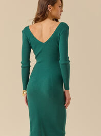 Brooklyn V-Neck Sweater Dress Detail 3 - TULLABEE