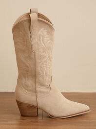 Amaya Western Boots Detail 3 - TULLABEE