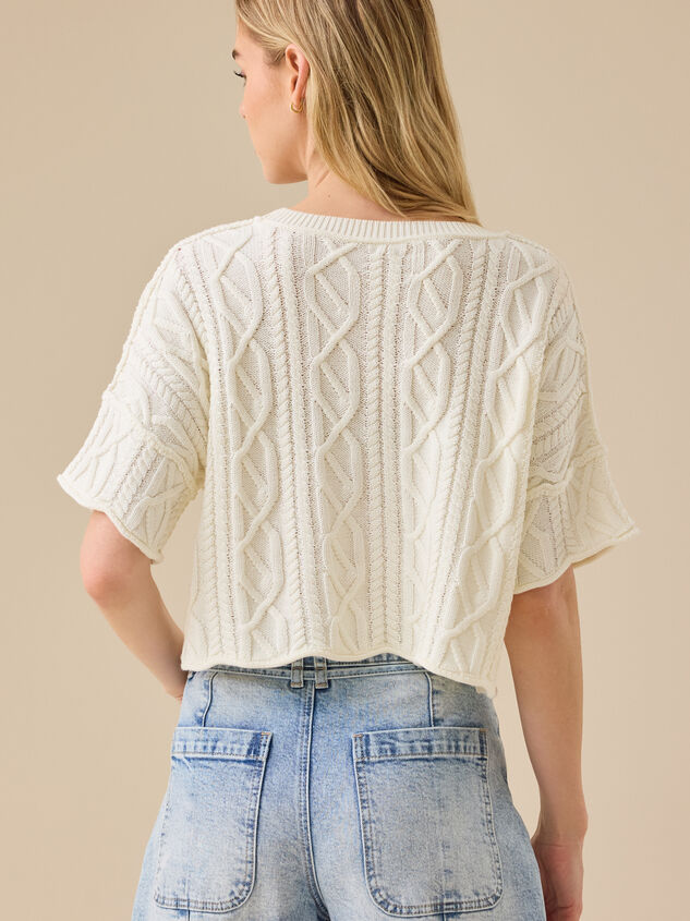 Emma Cable Cropped Sweater Detail 4 - TULLABEE