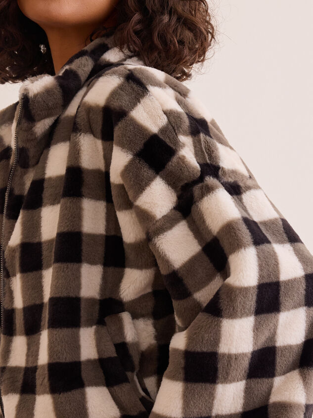 Sideline Gingham Fur Jacket Detail 3 - TULLABEE