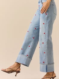 Lovella Embroidered Heart Jeans Detail 5 - TULLABEE