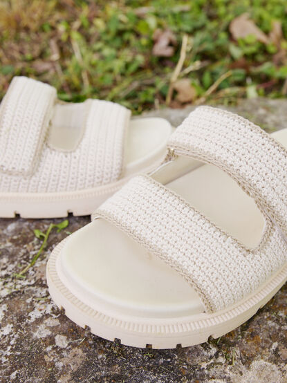 Gabri Crochet Band Sandal - TULLABEE