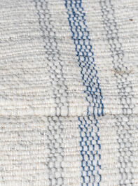 Nasella Pouf Detail 5 - TULLABEE