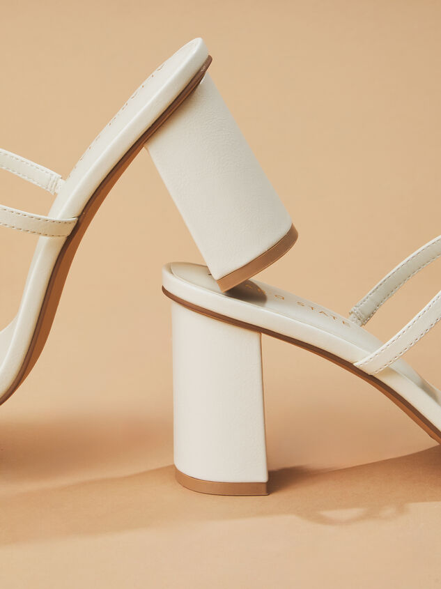 Wendy Double Bow Kitten Heels Detail 3 - TULLABEE