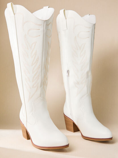 Sierra Wide Width & Calf Boots - TULLABEE