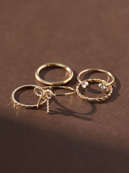 Dainty Bow Ring Set - TULLABEE