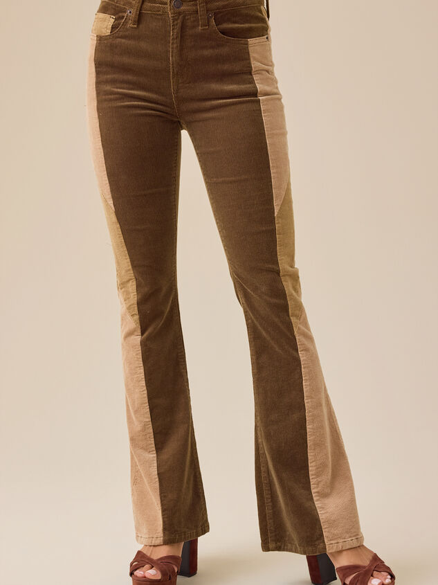 Sadie High Rise Corduroy Flare Pants Detail 3 - TULLABEE