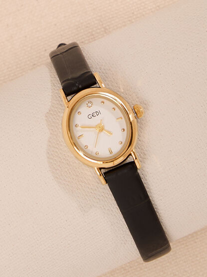 Promise Leather Round Watch - TULLABEE