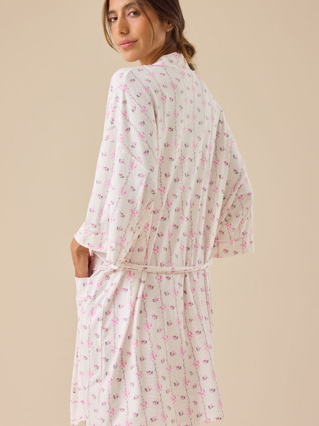 Momma Dainty Floral Robe Detail 6 - TULLABEE