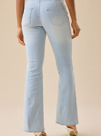 Zoey Striped Flare Jeans Detail 5 - TULLABEE
