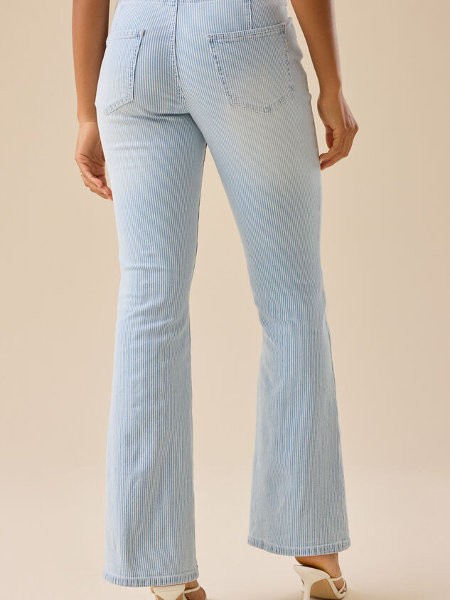 Zoey Striped Flare Jeans Detail 5 - TULLABEE