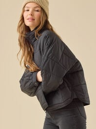 Soraya Quilted Jacket Detail 4 - TULLABEE