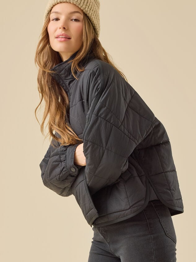 Soraya Quilted Jacket Detail 4 - TULLABEE
