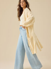 Mariana Cable Knit Cardigan Detail 3 - TULLABEE