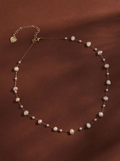 Dainty Pearl Stone Choker Necklace - TULLABEE