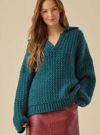 Kaia Oversized Collared Sweater Detail 5 - TULLABEE