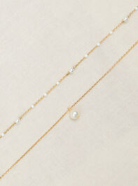 18K Gold Layered Gold and Pearl Necklace Detail 2 - TULLABEE