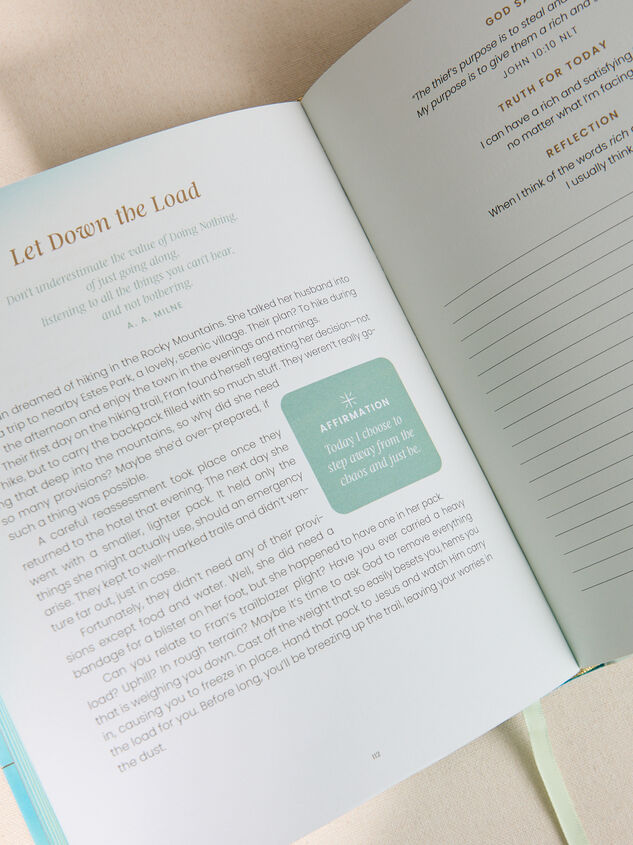 Hope In The Hard Journal Detail 2 - TULLABEE