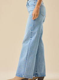 Heidi Straight Leg Jean Detail 4 - TULLABEE