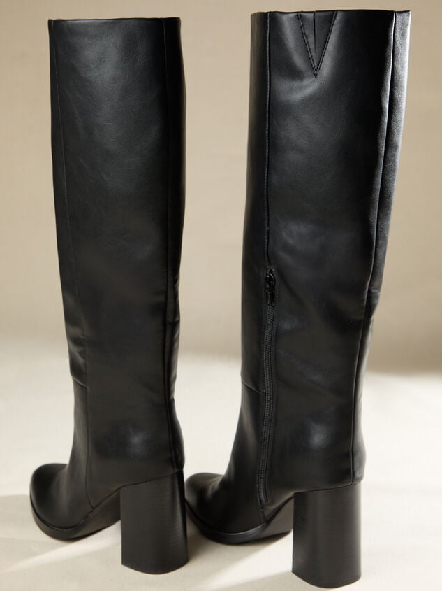 Bardonny Tall Heel Boot Detail 4 - TULLABEE