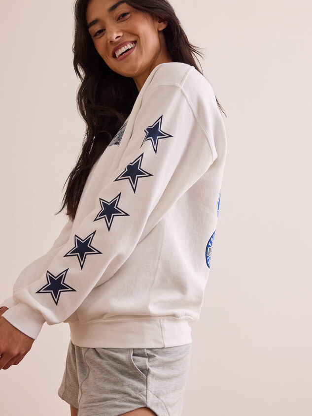 Dallas Cowboys Star Sleeve Pullover Detail 6 - TULLABEE