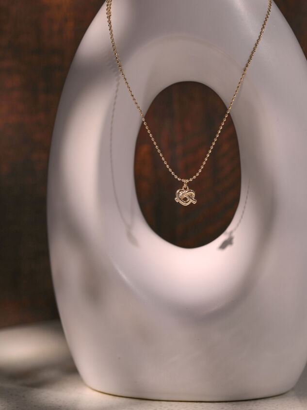 Infinite Twist Charm Necklace - TULLABEE