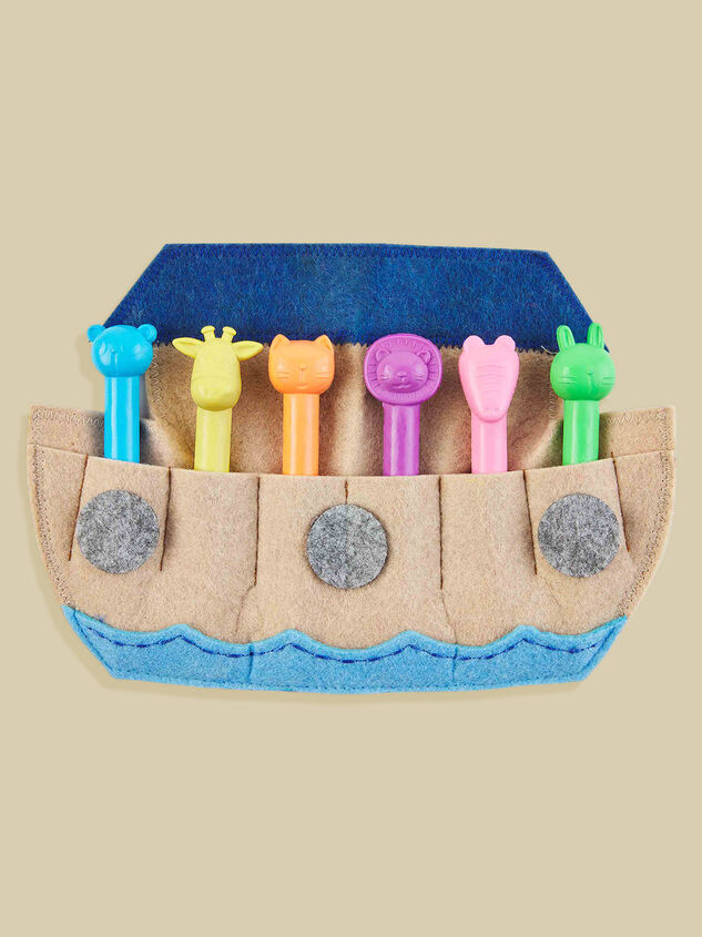 Noah's Ark Crayon Holder Set by MudPie Detail 1 - TULLABEE