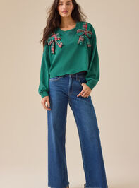 Christmas Day Cropped Pullover Detail 2 - TULLABEE