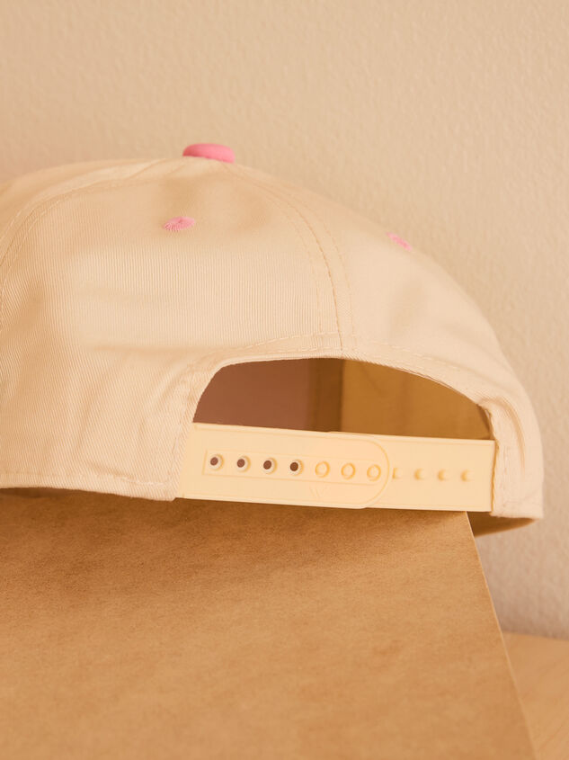 You Look Like You Love Me Trucker Hat Detail 3 - TULLABEE