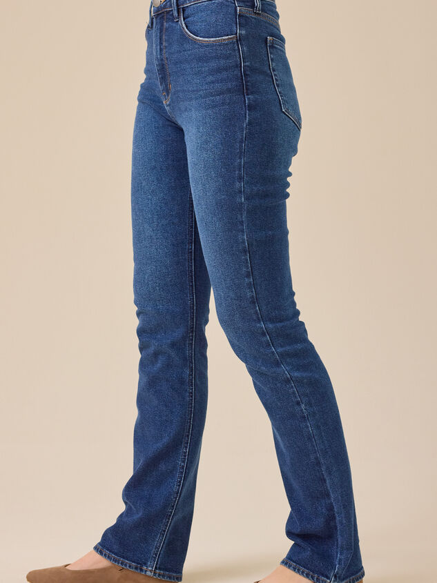 Fable Boot-Cut Jeans Detail 4 - TULLABEE