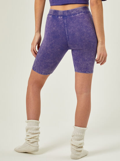 Day After Day Biker Shorts - TULLABEE