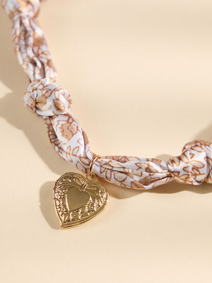 Floral Print Scarf Necklace - TULLABEE