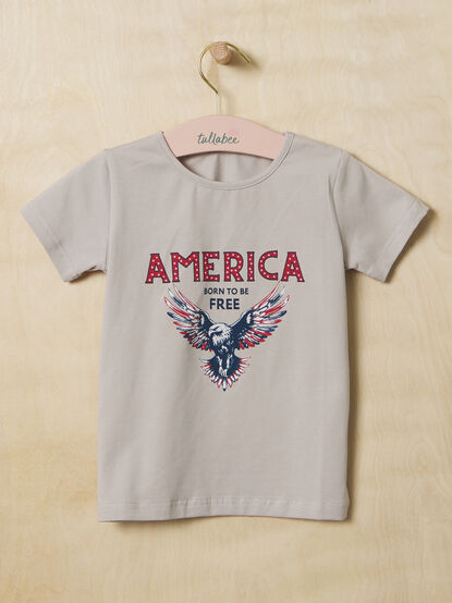 America Born To Be Free Graphic Tee - TULLABEE