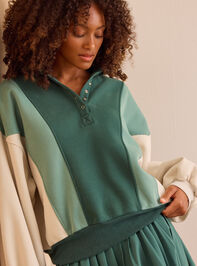 Peak Balloon Sleeve Pullover Detail 2 - TULLABEE