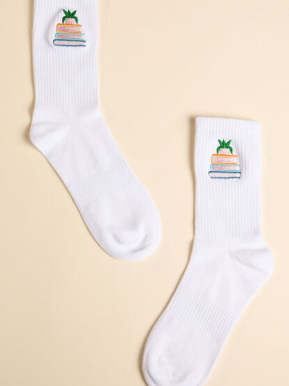 Embroidered Book Nook Crew Sock - TULLABEE