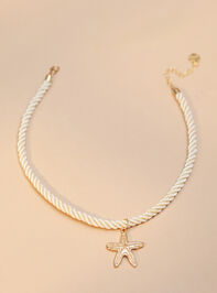 Tidal Treasure Necklace Detail 2 - TULLABEE
