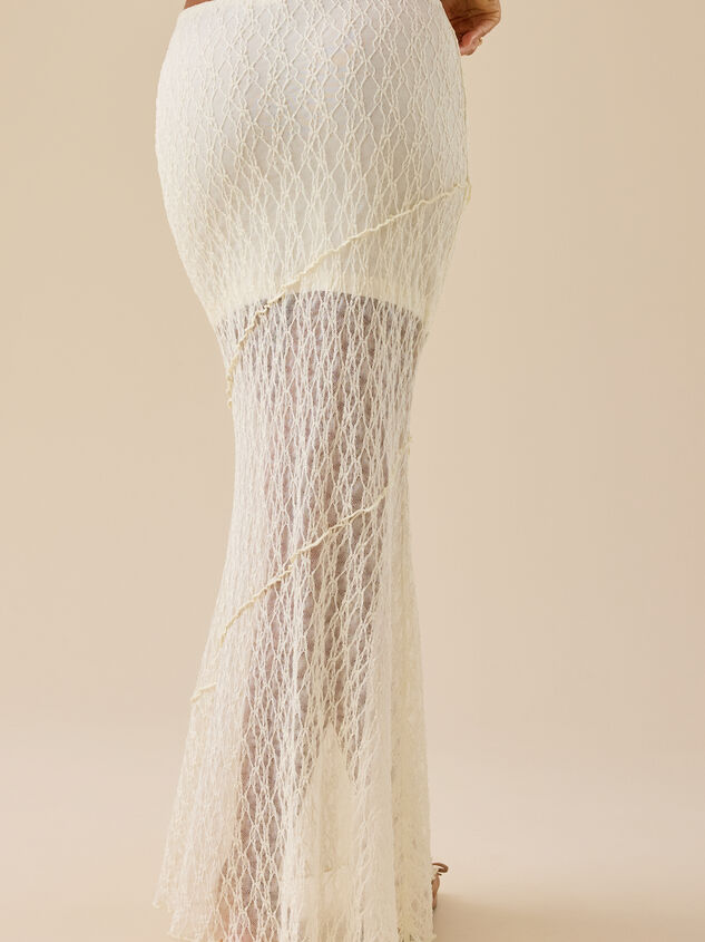 Aurora Lace Midi Skirt Detail 4 - TULLABEE